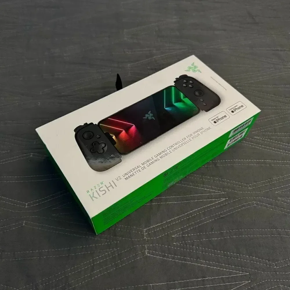 RAZER KISHI V2 - Universal Mobile Gaming Controller for IPhone - LIGHTNING